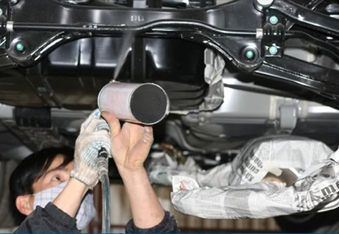 sơn xịt gầm xe bosny