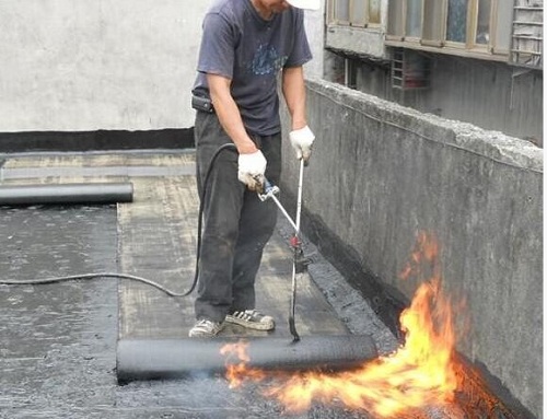 khò màng chống thấm bằng ga