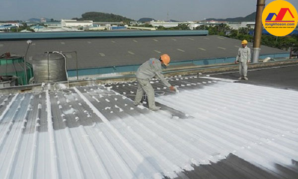 sơn chống thấm mái tôn bằng sơn chống thấm