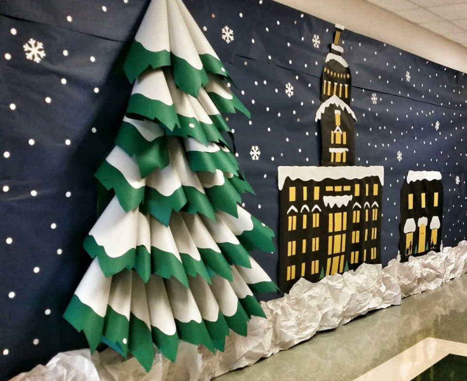 trang trí Noel lên tường làm việc