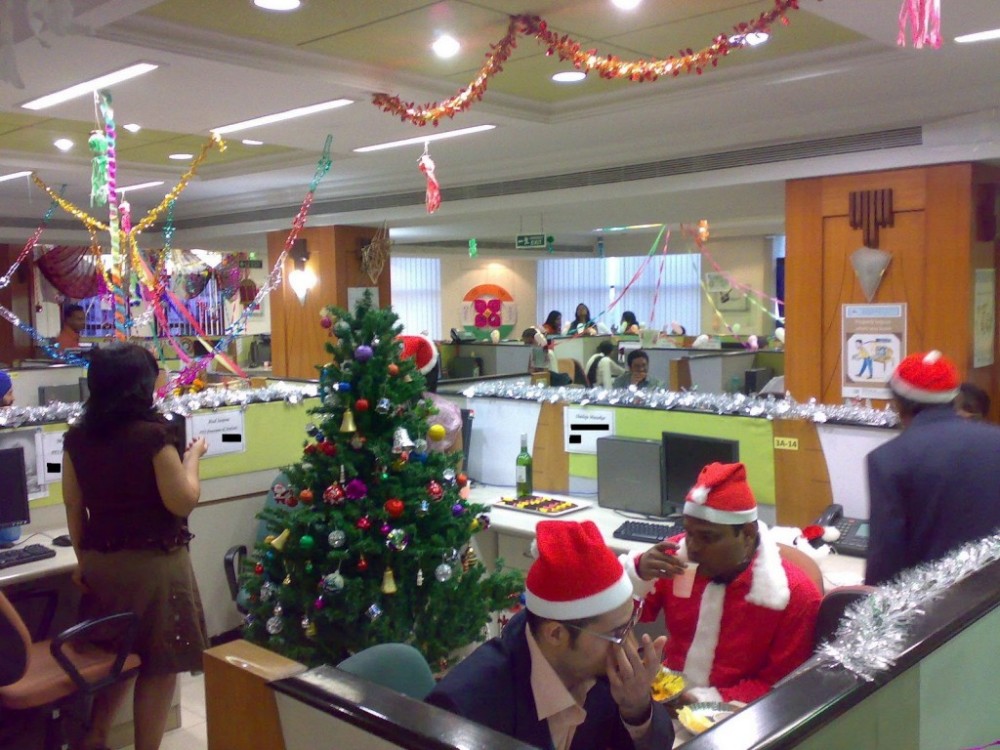 Trang trí cho văn phòng dịp noel
