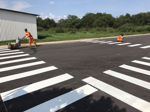 Vạch kẻ đường nằm ngang và nằm đứng