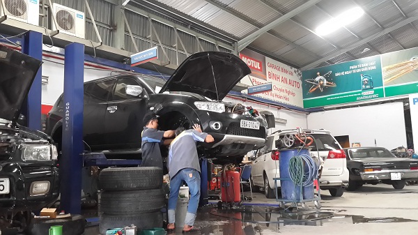 Kiểm tra nắp ráp khi thi công sơn chống rỉ