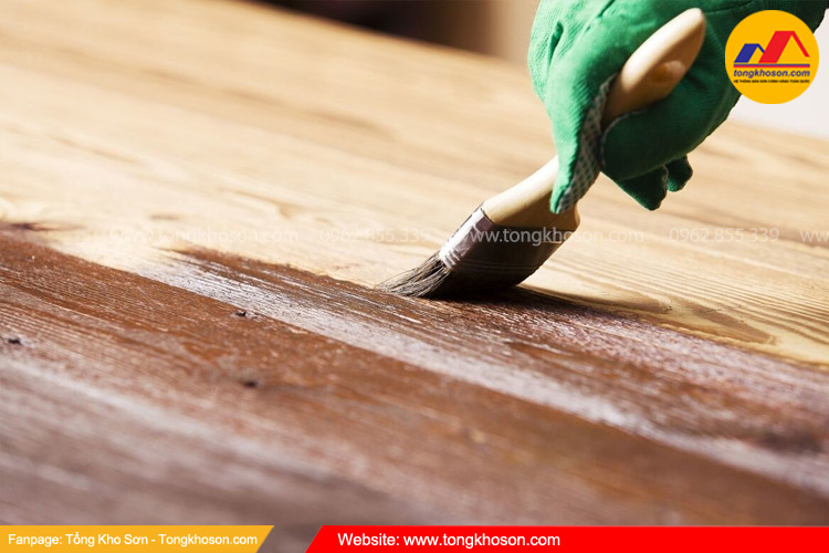 Sơn lại đồ gỗ cũ tại nhà dùng loại sơn nào?