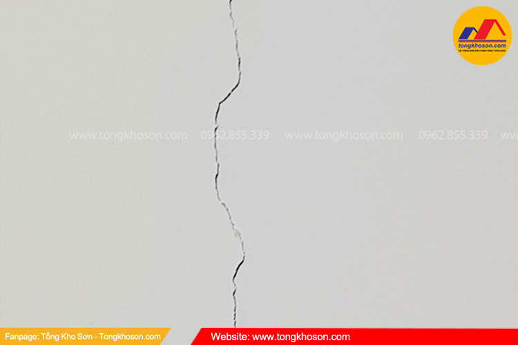 Tường nhà bị nứt: